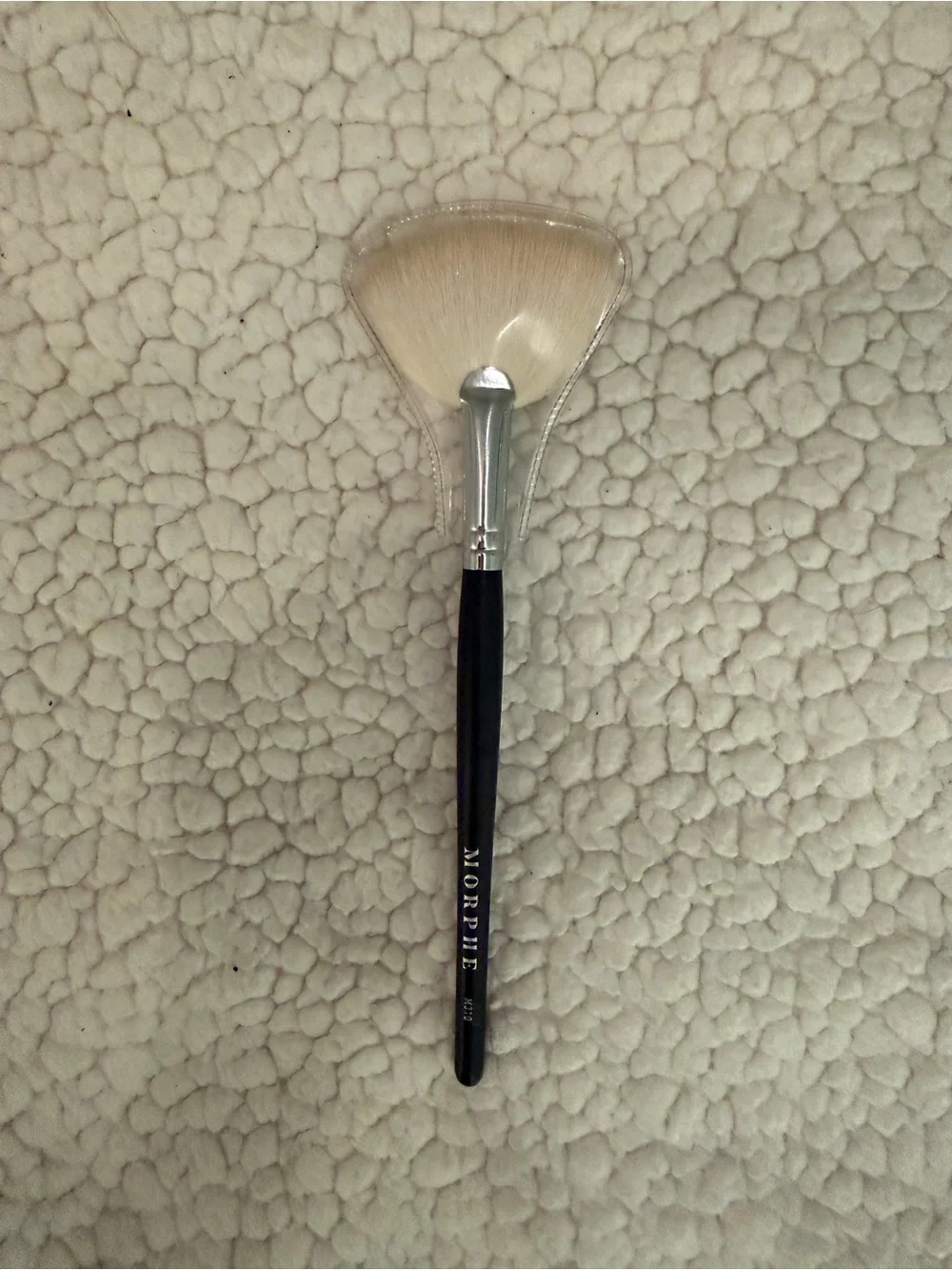 Morphe Makeup Brush with Black Handle